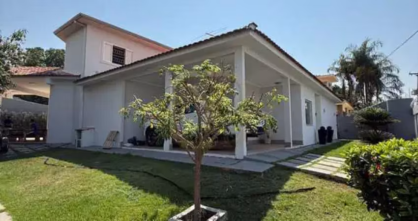 Casa com 3 quartos à venda na Rua Mariana, Jardim Mariana, Cuiabá