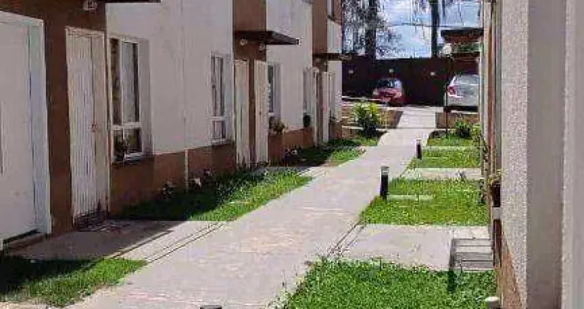 Sobrado com 2 dormitórios à venda, 49 m² por R$ 225.000 - Água Espraiada - Cotia/SP