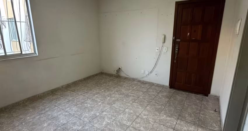 Oportunidade 2 quartos (Condo. Países 2 andar ) em Valparaíso - Serra - ES.