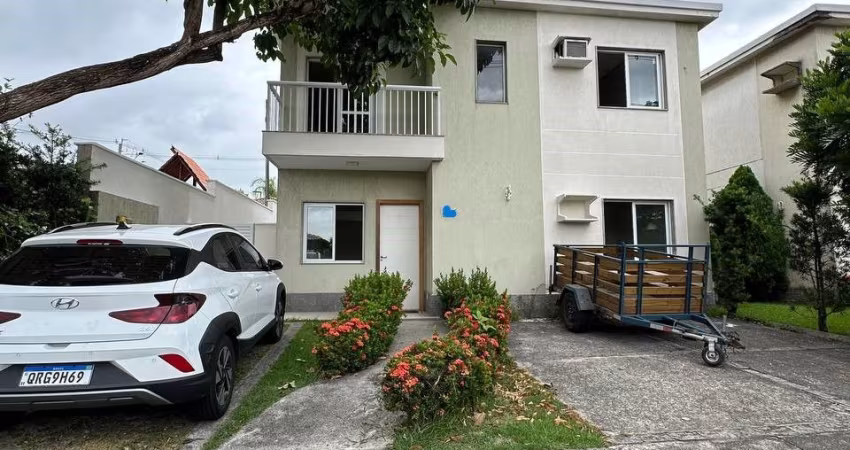 VENDA - CASA 4 Quantos DUPLEX - Condomínio fechado “IGARAPÉ ALDEIA PARQUE'- Colina de Laranjeiras, Serra/ES.