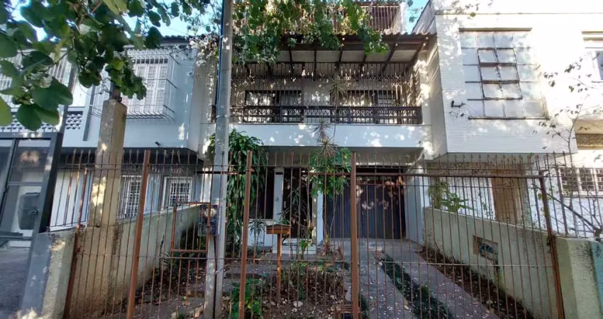 Casa à venda em porto alegre, rio branco, com 5 quartos, 176m²