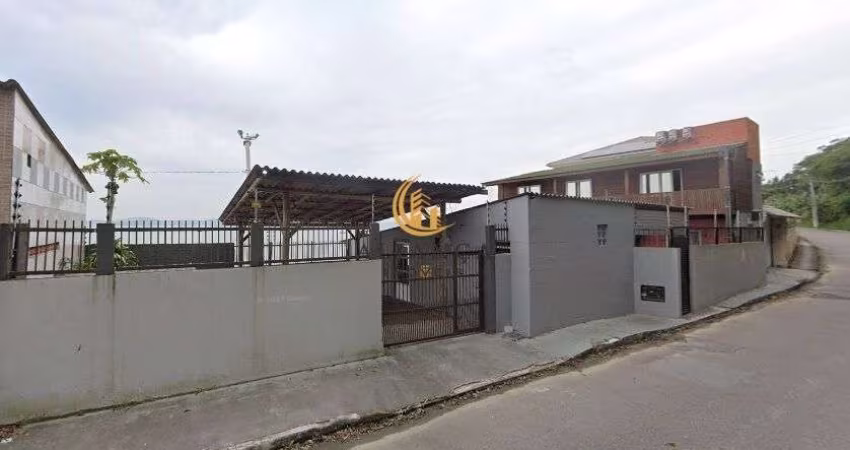 Casa em São Miguel (Guaporanga), Biguaçu/SC