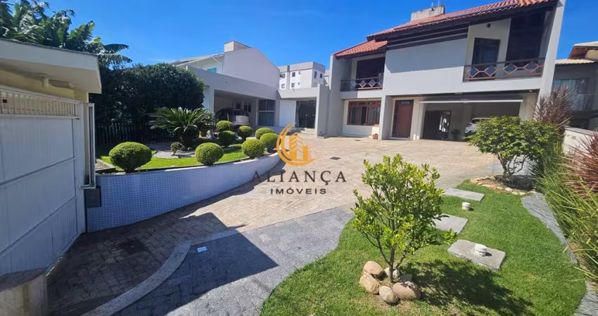 Conheça esta bela casa no bairro Bom Viver em Biguaçu-SC