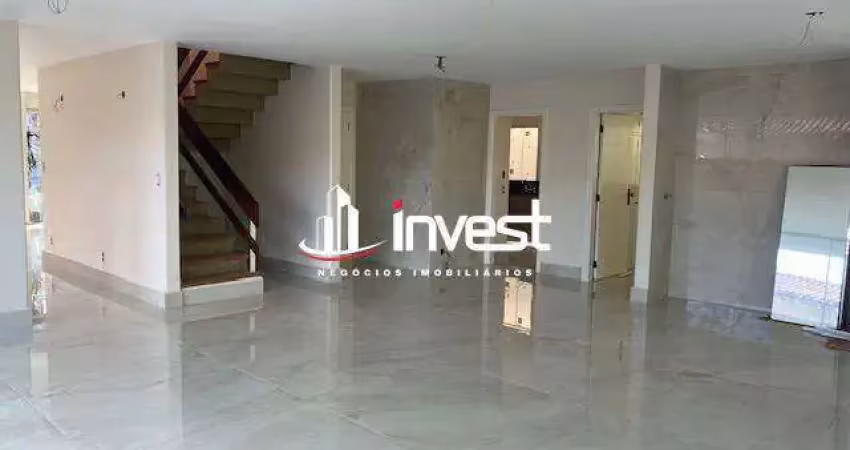 Linda casa, localizada em área nobre da cidade de Uberaba MG