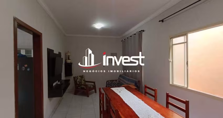 Esta linda residência está à venda no bairro Vila Olímpica