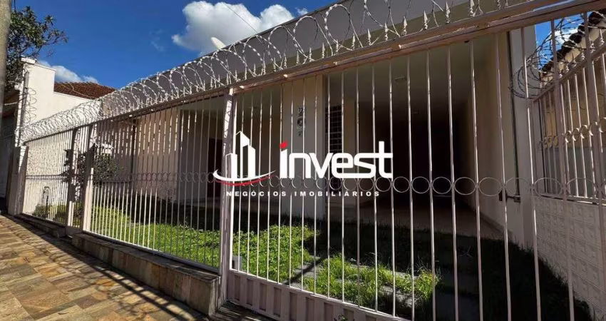 Casa para locação no Bairro São Benedito com 3 quartos sendo uma suíte mais um escritório