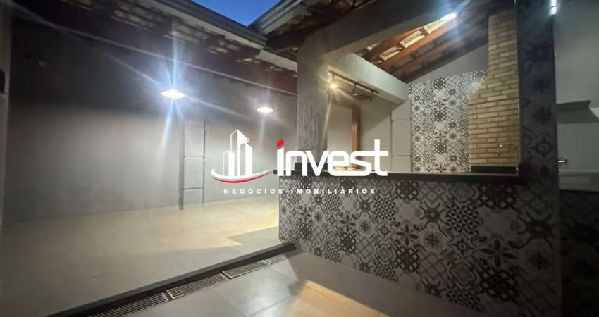 Casa Ampla com 4 Quartos, 2 Suítes, Área Gourmet e Piscina !!!