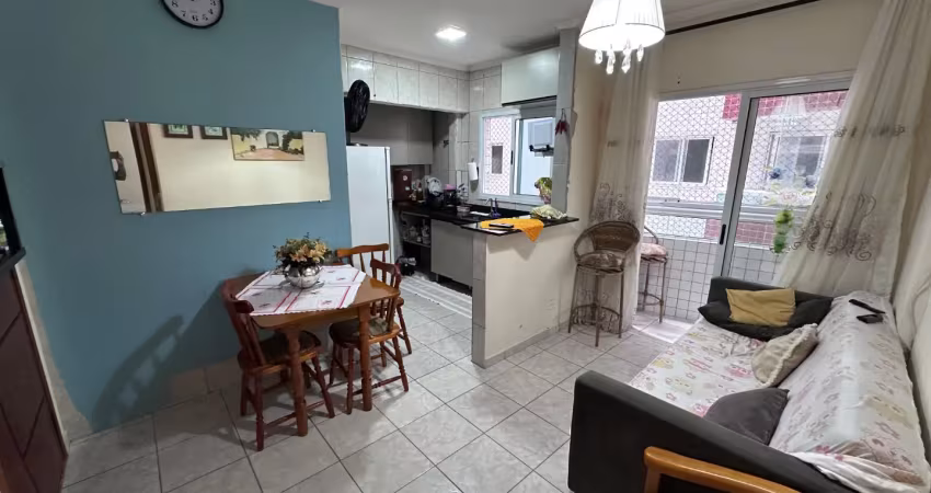 Apartamento oportunidade 150 metros da praia com sacada e piscina
