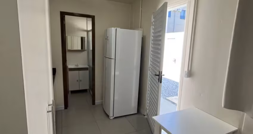 Kitnet / Stúdio para alugar na Avenida Lourival Cesário Pereira, Nova Esperança, Balneário Camboriú