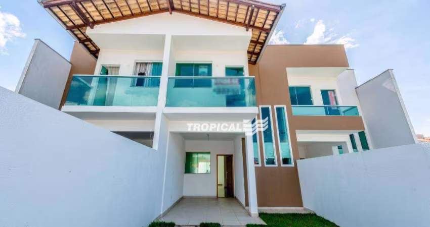Sobrado com 3 dormitórios à venda, 118 m² por R$ 560.000,00 - Velha - Blumenau/SC