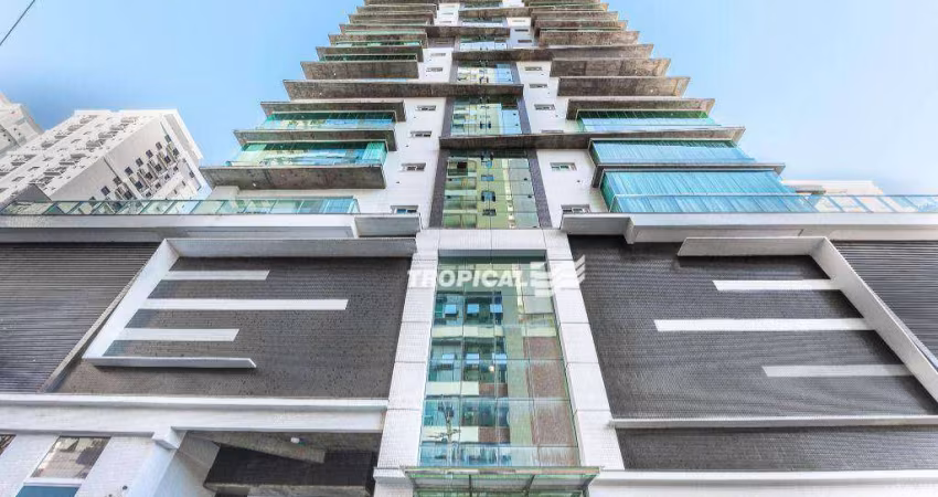 Apartamento com 3 dormitórios à venda, 118 m² por R$ 1.400.000,00 - Meia Praia - Itapema/SC