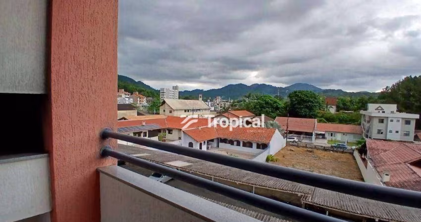 Apartamento com 3 dormitórios para alugar, 72 m² por R$ 2.442,00/mês - Velha - Blumenau/SC