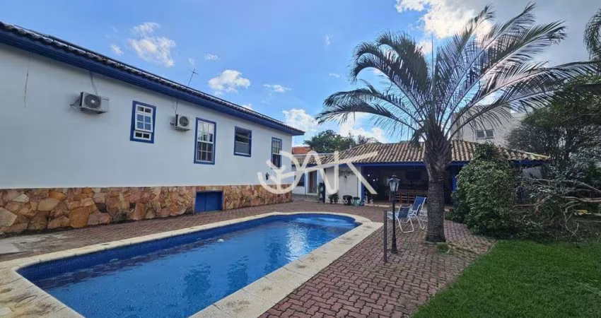 Casa com 5 dormitórios à venda, 408 m² por R$ 3.900.000 - Jardim das Colinas - São José dos Campos/SP