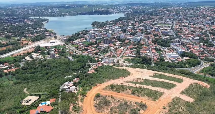 Lotes de 420m² no bairro Alto Belvedere