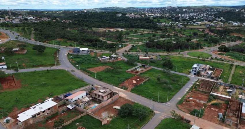 Lote de 398 m² no bairro Vila dos ipês