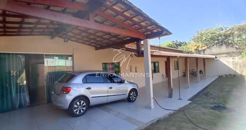 Lindíssima casa com maravilhosa , Bairro jardim Ipê