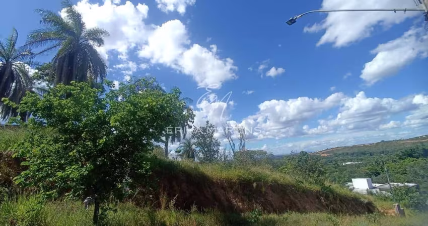 Lote ZR1 de 384 m² no bairro Paineiras