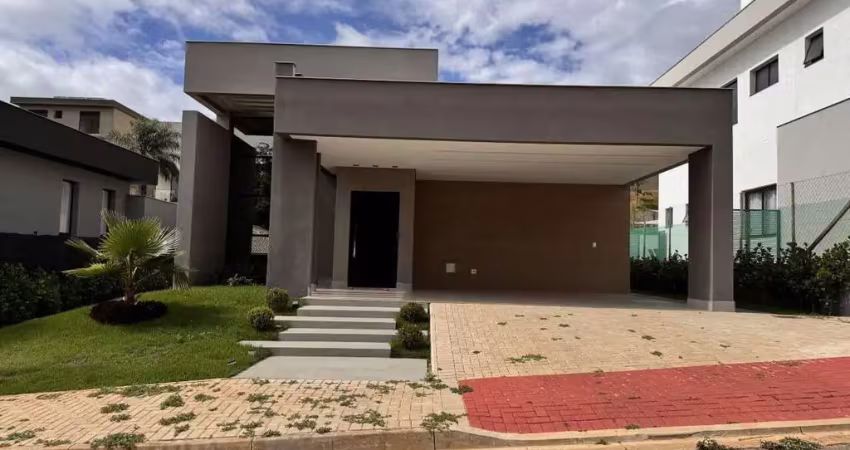 Condomínio Gran Royalle - Casa com 4 quartos no Condomínio Gran Royalle