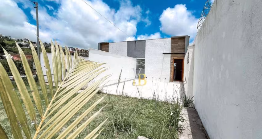Casa com 3 quartos, 170 m² - venda por R$ 550.000 ou aluguel por R$ 3.310/mês - São Pedro - Juiz de Fora/MG