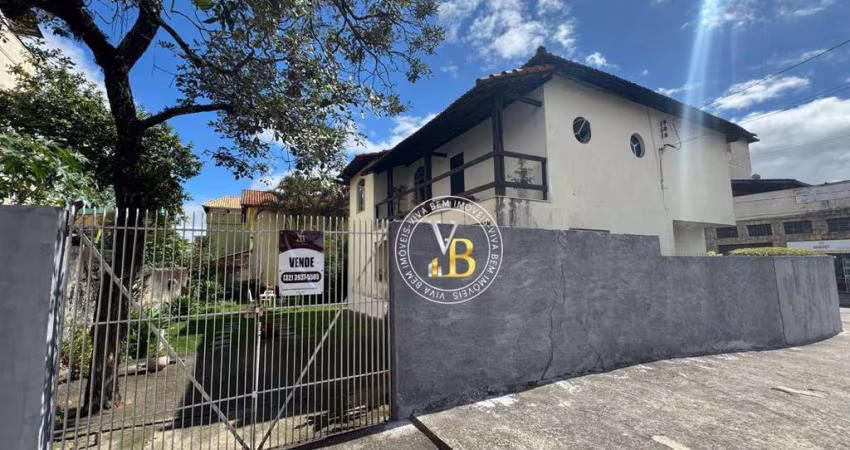 Casa com 5 quartos à venda, 360 m² por R$ 1.500.000 - São Pedro - Juiz de Fora/MG