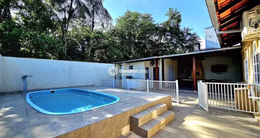 Casa em Condomínio para Venda em Joinville, VILA NOVA, 3 dormitórios, 1 suíte, 3 banheiros, 2 vagas