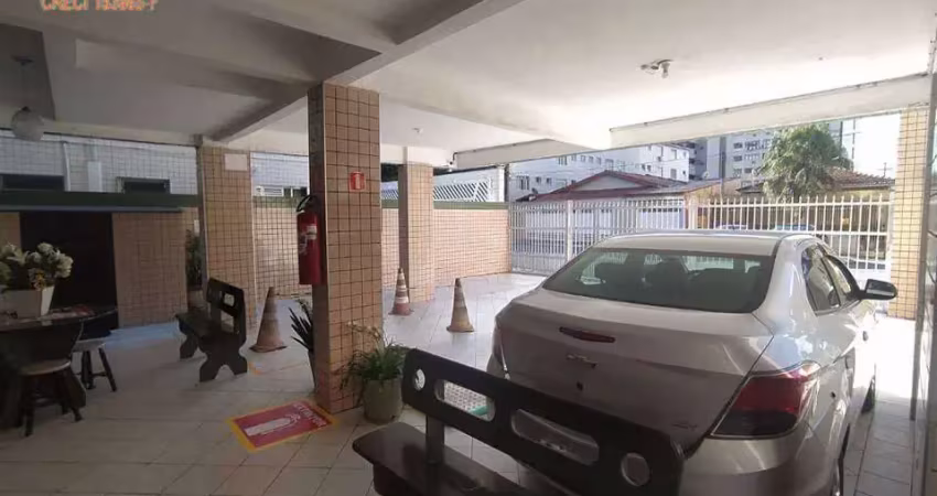 Apartamento terceiro andar de escada sala living cozinha  wc social  com vaga de garagem salão de festas com churrasqueira à 300 metros do mar!
