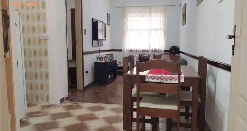 Oportunidade!!! 1 dormitório térreo na guilhermina a menos de 150 metros da praia, próximo a feirinha de artesanato por apenas r$225.000,00 à vista ou financiamento bancário