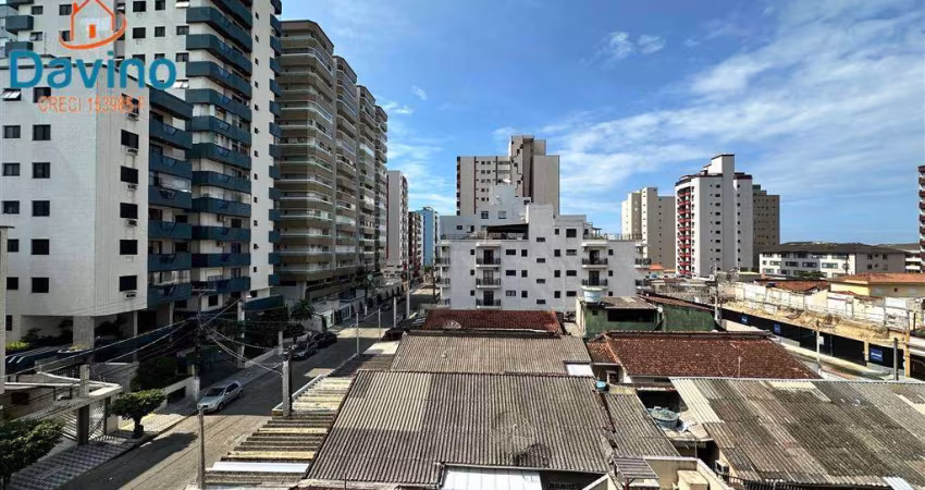 240MIL - APARTAMENTO HÁ 200 METROS DA PRAIA DA VILA GUILHERMINA MOBILIADO