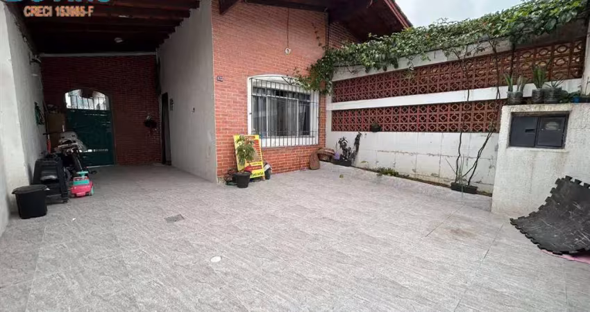 525mil casa com edicula em torno de 500 metros da praia do maracana