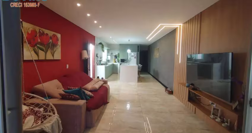 CASA TÉRREA PRAIA DA VILA GUILHERMINA PORTEIRA FECHADA LINDAMENTE MOBILIADA EXCELENTE ACABAMENTO INTERNO ESPAÇO GOURMET COM JACUZZI CHURRASQUEIRA E FORNO A LENHA.