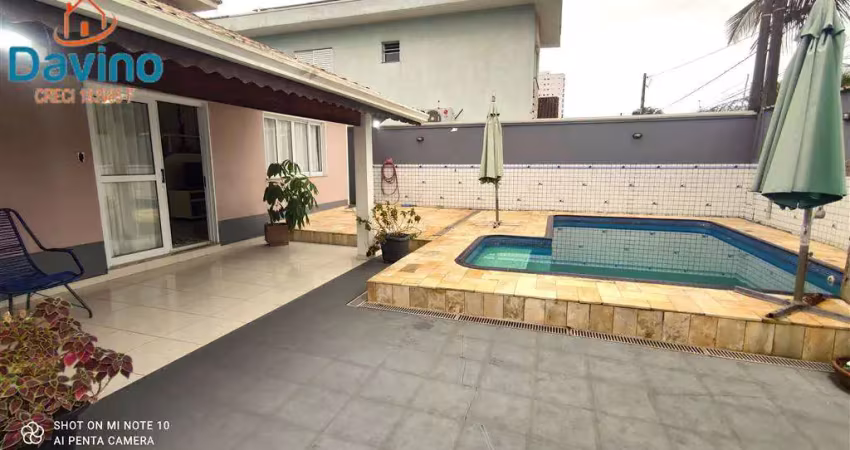 CASA ISOLADA AMPLA 4 SUÍTES ESPAÇO GOURMET COM CHURRASQUEIRA 250 METROS DA PRAIA DO FLÓRIDA