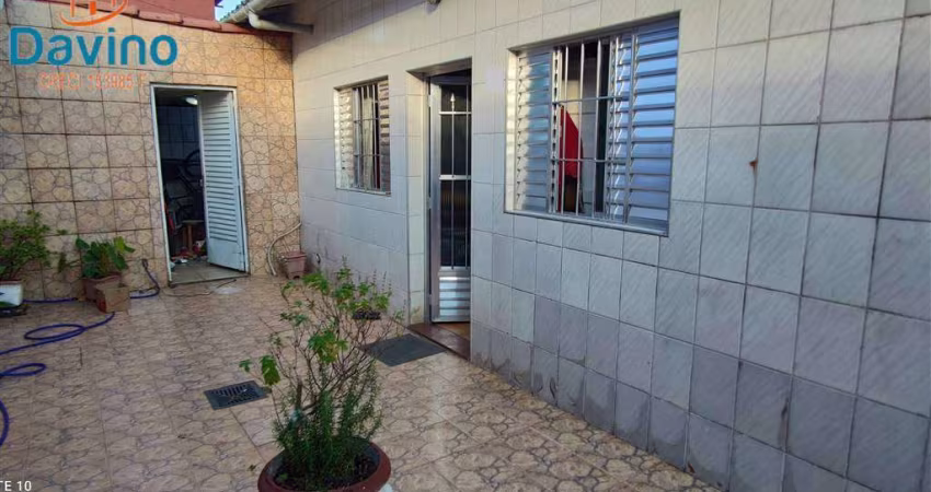 CASA TÉRREA EM CONDOMINIO  - 300 METROS DA PRAIA DO JARDIM REAL