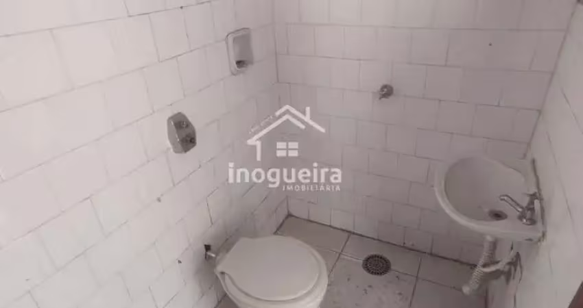 Apartamento com 1 quarto(s) e 1 banheiro(s) para alugar, 0 m² por r$ 650 / mês