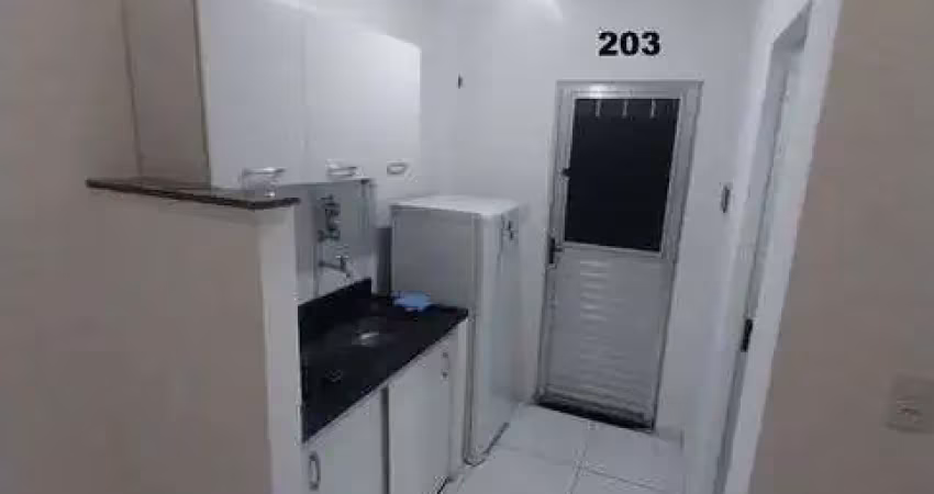 Apartamento com 1 quarto(s) e 1 banheiro(s) para alugar, 14 m² por r$ 950 / mês