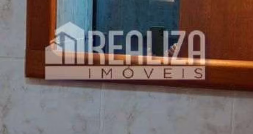 Apartamento com 3 Quarto(s) e 2 banheiro(s) para Alugar, 100 m² por R$ 1236 / Mês