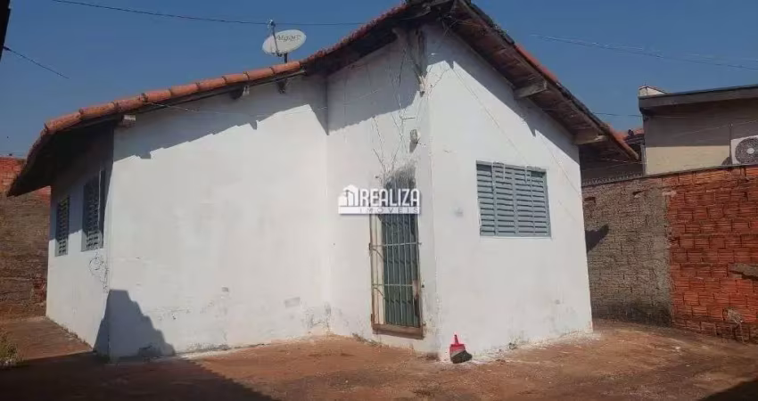 Casa com 2 quarto(s) e 1 banheiro(s) para alugar, 0 m² por r$ 834 / mês