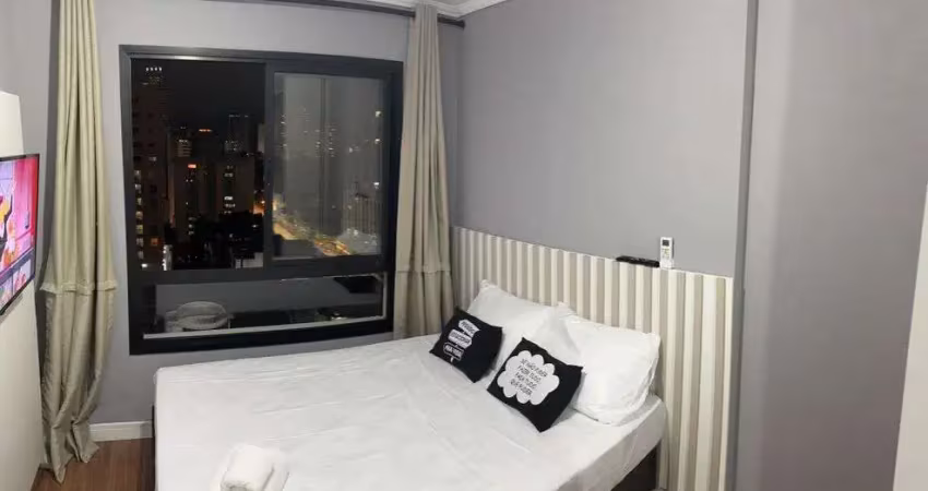Apartamento com 1 quarto(s) e 1 banheiro(s) para alugar, 18 m² por r$ 2650 / mês