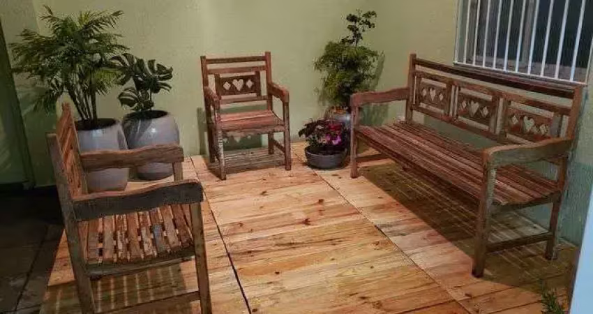 Casa com 3 quarto(s) e 2 banheiro(s) para alugar, 115 m² por r$ 4300 / mês