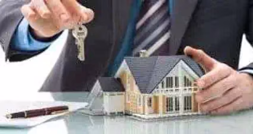 Casa com 3 quarto(s) e 2 banheiro(s) para alugar, 100 m² por r$ 2932 / mês