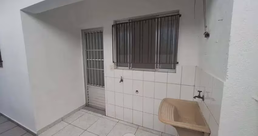 Apartamento com 2 quarto(s) e 2 banheiro(s) para alugar, 75 m² por r$ 2050 / mês
