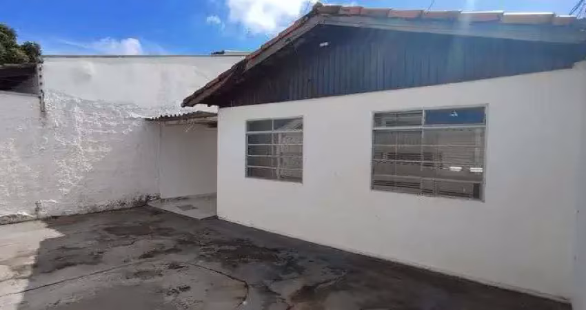 Casa com 2 quarto(s) e 1 banheiro(s) para alugar, 200 m² por r$ 2200 / mês