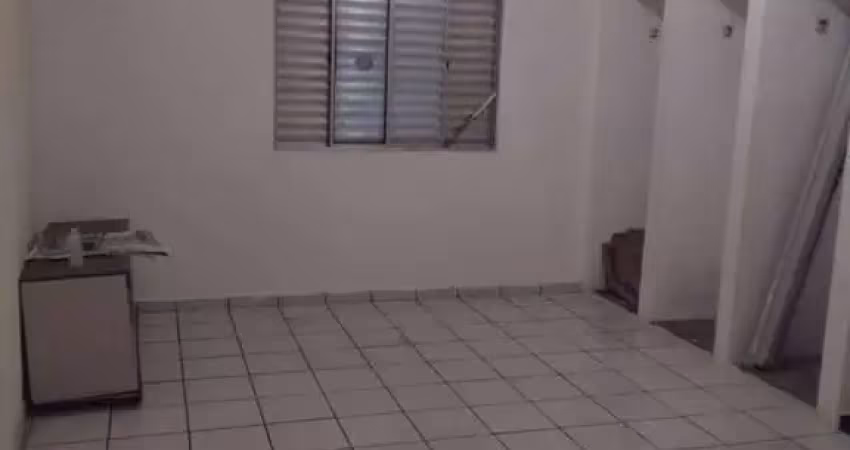Casa com 2 quarto(s) e 1 banheiro(s) para alugar, 80 m² por r$ 2100 / mês