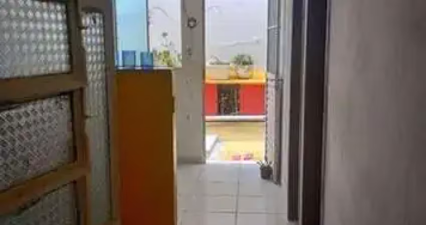 Apartamento com 2 quarto(s) e 1 banheiro(s) para alugar, 48 m² por r$ 770 / mês