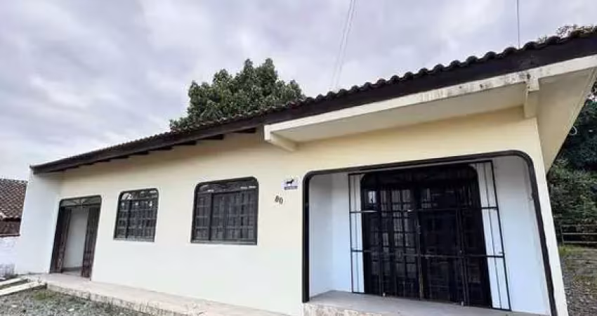 Casa com 3 quarto(s) e 1 banheiro(s) para alugar, 116 m² por r$ 2000 / mês