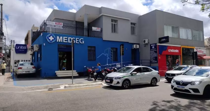 Sala comercial com 1 sala para alugar na Joaquim Correia, 16, Centro, Vitória da Conquista