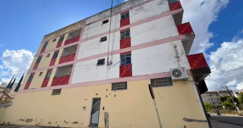 Apartamento com 3 quartos para alugar na Frankiln Ferraz, 882, Candeias, Vitória da Conquista