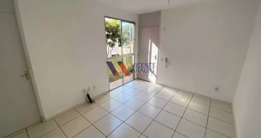 Apartamento com 2 quartos no parque das industrias.