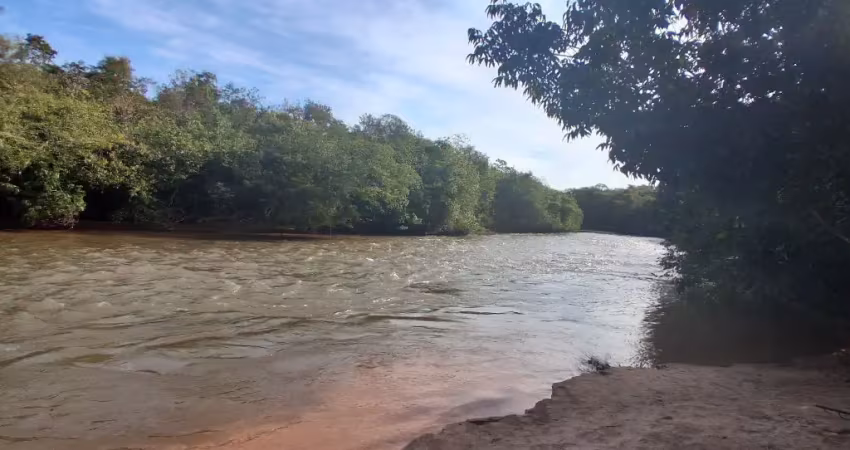 Chácara / sítio com 3 quartos à venda na MS 080, Zona Rural, Rochedo