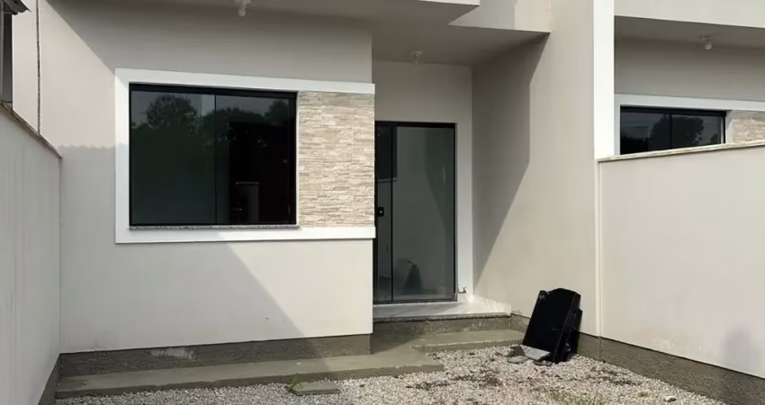 Casa para assumir financiamento entrada de 120 mil parcelas de 2.400