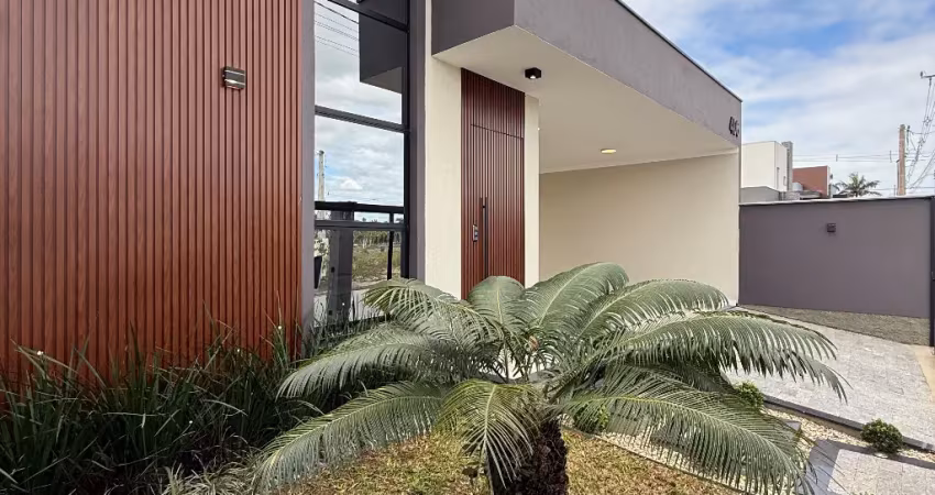 Casa alto padrão duas deme suite + uma suíte em tijucas santa catarina